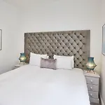 Host & - The Connell *
